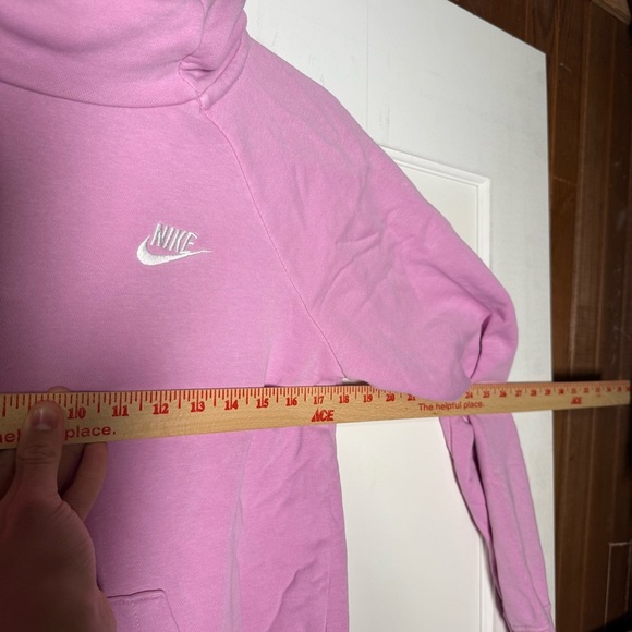 Nike Pink Pullover Hoodie Swoosh Logo Size Small Super Soft Athleisure - Picture 4 of 8